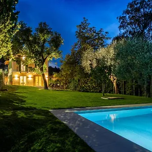 https://villa-lilla-bellagio-wine-and-pool-with-lake-view.it-lombardy.com